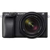 Sony α 6400 + SEL18135 MILC 24,2 MP CMOS 6000 x 4000 Pixels Zwart