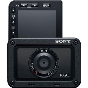 Sony Cybershot DSC-RX0 II compact camera kit