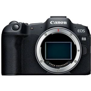 Canon - EOS R8 - Digitale Camera - Inclusief RF 24 - 50 mm f/4.5 - 6.3 IS STM