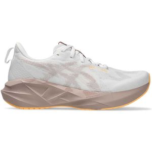 ASICS - Novablast 5 - Hardloopschoenen - Zwart - Gerecycled Materiaal