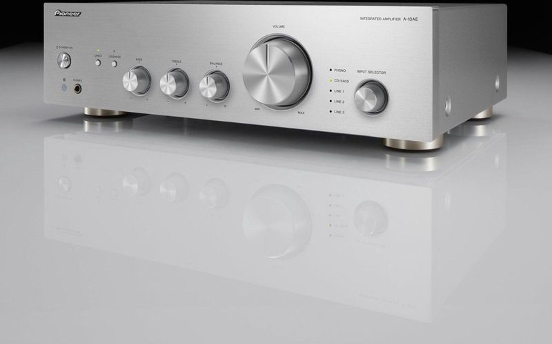 Pioneer A-10AE Silver Geïntegreerde Versterker 2.0 met Analoge Ingangen