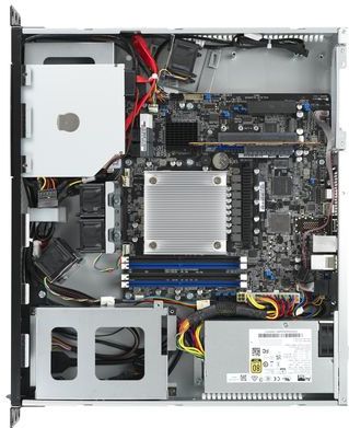 ASUS RS100-E11-PI2 BASTIDOR - 1U - Intel C252 - Zilver - Geschikt voor Intel Xeon E