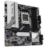 GIGABYTE - B650M GAMING PLUS WIFI - Moederbord - Micro ATX - AMD B650