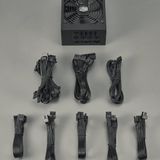 Cooler Master - MWE V2 - PC-Voedingseenheid - Zwart - 1050 W - Volledig Modulaire 80 Plus Gold