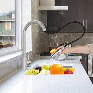 Keukenkraan Uitschuifbaar roestvrij staal kraan Keuken 360° Zwenkbaar met 2 straalsoorten Mengkraan Keuken Koud en Warm Water Voorhanden Spoeltafelkranen Keuken