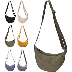 Crossbody Bag voor dames, halve maan tas, nylon, sling bag, buiktas, stijlvolle halfmoon crossbody tas, schoudertas dames, kleine brede riem.