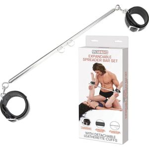 Lux Fetish Spreidstang met Boeien Expandable set Zilverkleurig