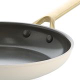BK Sublime wok - PFAS vrij - Ø 28cm - cream white - gouden stainless steel handgrepen - ovenbestendig tot 220°C