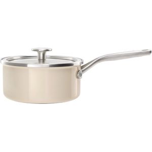 KitchenAid Stalen kern emaille 20 cm/2,4 liter steelpan met deksel, Duits ontworpen email, inductie, ovenveilig, amandelcrème