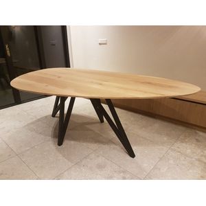 Jason's WOOD - Organische Kiezel eettafel met matrix-flower poot 210 x 90