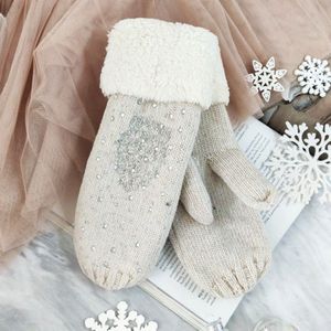 Wanten - Handschoenen - Dames - gebreid met nepbont - fleece voering - one size - licht roze beige wit met parels