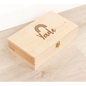 Houten kistje 'Yade' Regenboog - Tekenkist - Herinneringsdoos - Kraamcadeau - Knutseldoos - Memorybox - Baby - Geboorte