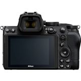 Nikon Z5 + Nikkor Z 24-200mm f/4-6.3 VR