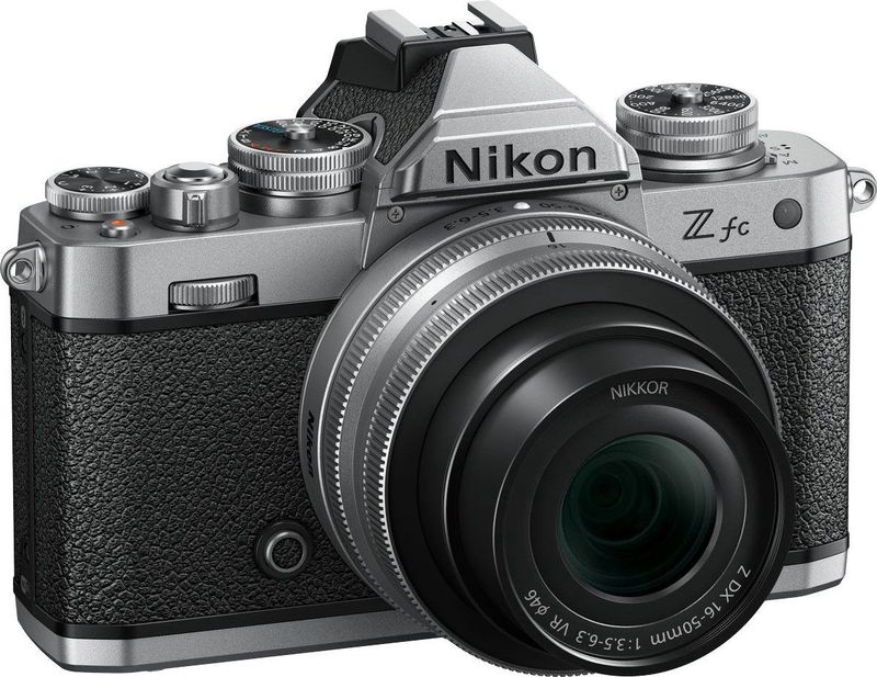 Nikon - Z Fc - Digitale Camera - Zilver - Inclusief 16-50mm Lens