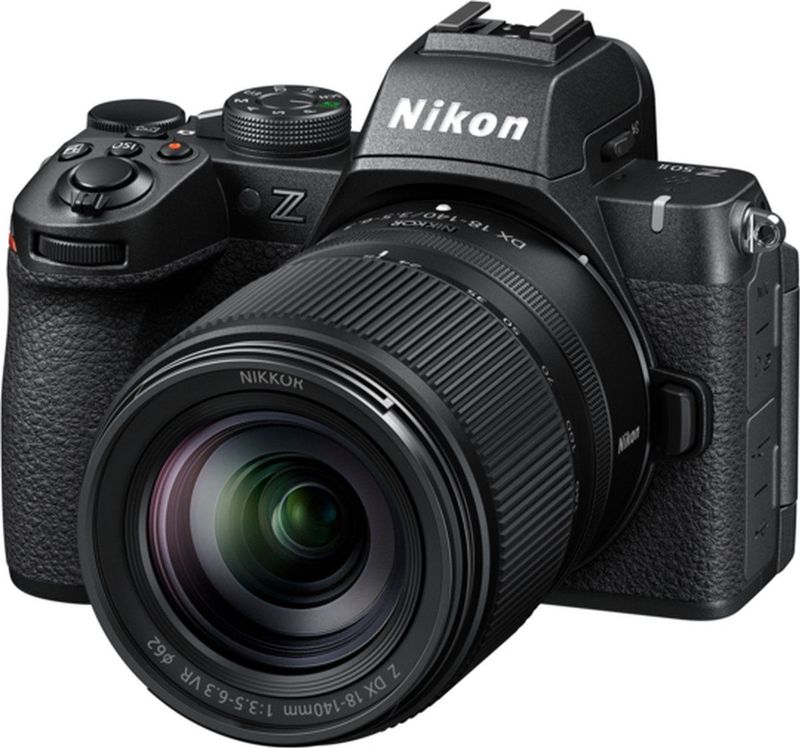 Nikon - Z 50II - Systeemcamera - Zwart - Inclusief DX 18-140mm Lens