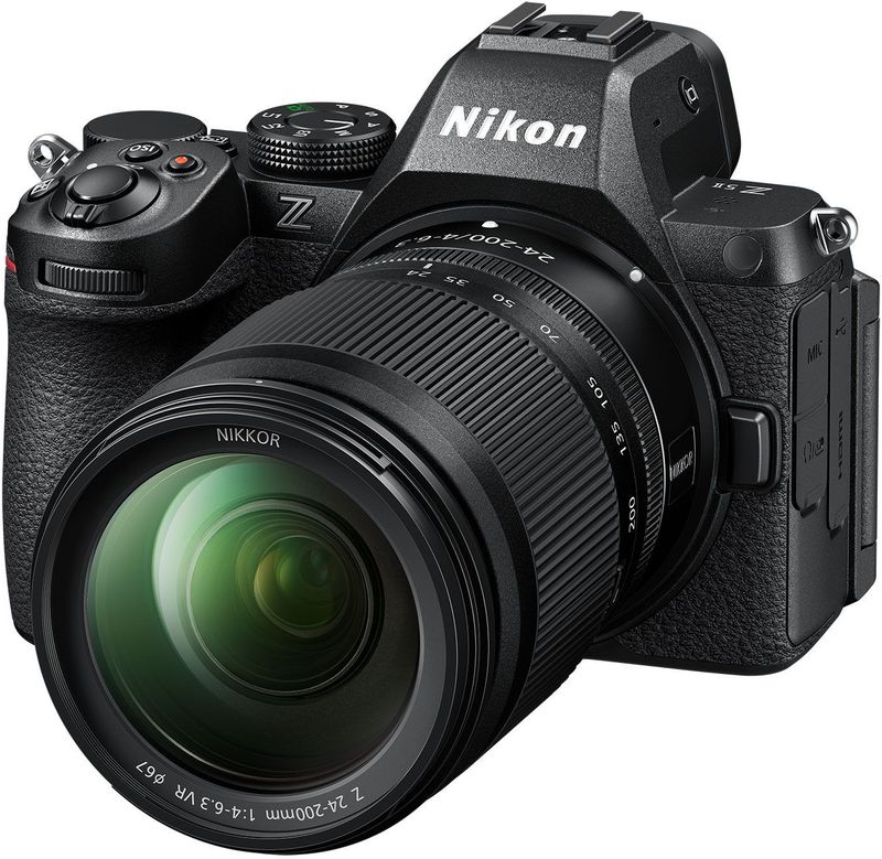 Nikon Z5 II Kit - Camera - 24-200mm - 24.5 MP FX - IBIS