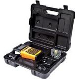 Brother P-Touch PT-E300VP - Etikettenmaker - Z/W - thermische overdracht - Rol (1,8 cm) - 180 dpi - tot 20 mm/sec - snijder - 5 regels afdruk - zwart, oranje