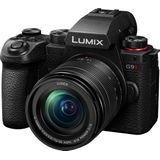 Panasonic LUMIX DC-G9M2ME Micro Four Thirds Spiegelloze Camera met Lumix G Vario 12-60 mm F3.5-5.6 Lens, 25,2 MP, 4K 120p/100p en 5,7K 30p/25p, Fase Hybride, OLED LVF, Wi-Fi, Bluetooth, HDMI, Zwart