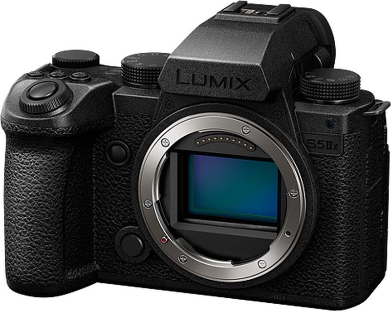 Panasonic - Lumix DC-S5 II X - Compactcamera - Zwart - Alleen Body