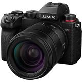 Panasonic - Lumix DC-S5D Systeemcamera - Zwart - 28-200mm f/4-7.1