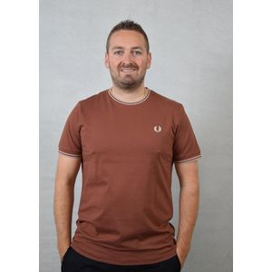 Fred Perry - Twin Tipped - T-shirt - Bruin-Rood - 100% Katoen
