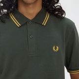 Fred Perry - Polo Shirt - Groen - Katoenpiqué - Dubbel Gestreepte Kraag