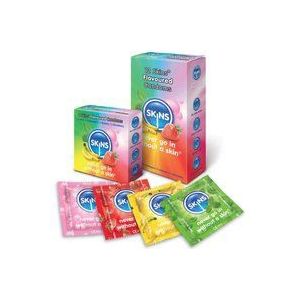 Skins - Condooms - Met 4 Smaken (banaan, munt, aardbei en kauwgom) - 12 stuks | Condooms
