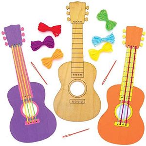 Baker Ross AT812 Gitaar Naaien Kits voor Beginners - Pack van 3, Houten Gitaar Craft Kits voor Kinderen Kunst en Ambachten Projecten