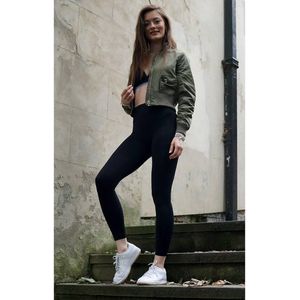 Pretty Polly Smooth Legging