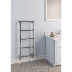 Eastbrook Stour klassieke hangende radiator 69x50cm Chroom 125 watt