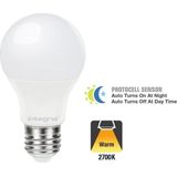 Integral Led lamp Dag en Nacht sensor - E27 - 2700K Warm wit licht - 9.5W