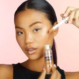 Revolution - Bright Light Face Glow - Highlighter - 23 ml - Huidverbeterend