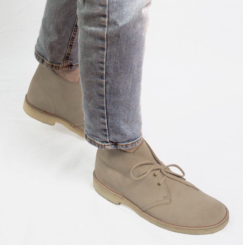 Clarks - Originals Desert Boot - Beige - Leren Enkellaarsjes
