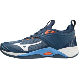 Mizuno wave momentum 2(u) -