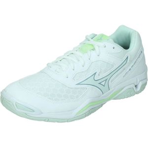 Mizuno wave phantom 3 in de kleur wit.