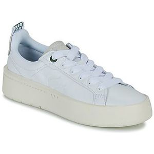 LACOSTE Sneaker