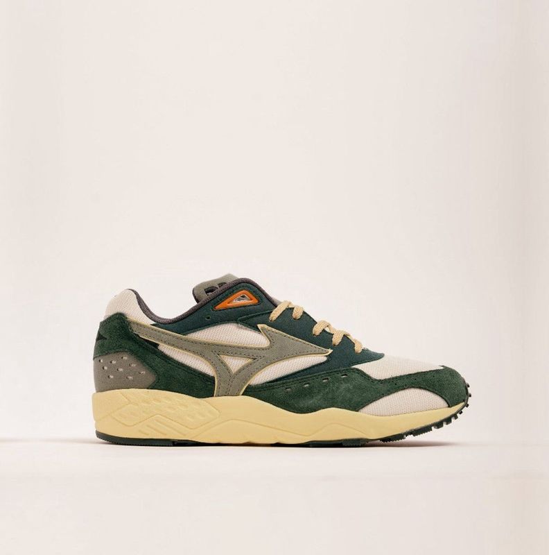 Mizuno - CONTENDER S - Sportstyle Schoenen - Pristine/Agave Groen/PineGrove