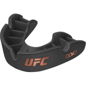 Opro UFC Sportgebitsbeschermer voor volwassenen en jongeren, met etui en bevestiging, mondbescherming voor UFC, MMA, boksen, BJJ en andere vechtsporten (zwart, volwassene)