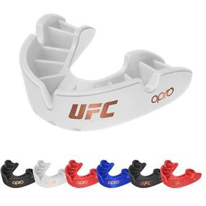 Opro UFC Sportmondbeschermers voor volwassenen en jongeren met etui en bevestigingsapparaat, voor UFC, MMA, boksen, BJJ en andere vechtsporten (wit, volwassenen)