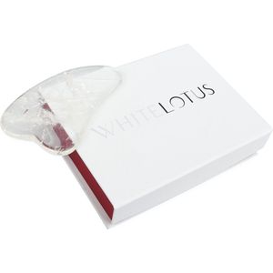 Bergkristal Gua Sha - Natural Chemical Free Crystal in een kenmerkende, door zijde beklede doos