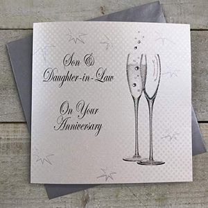 WHITE COTTON CARDS Handgemaakte verjaardagskaart voor schoonzoon met champagnefluiten, wit