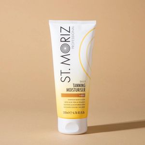 St. Moriz - Daily Tanning Moisturiser - Hydraterende Crème - 200 ml