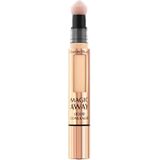 Charlotte Tilbury - Magic Away Liquid Concealer - Liquid Concealer Magic Away - 5.5