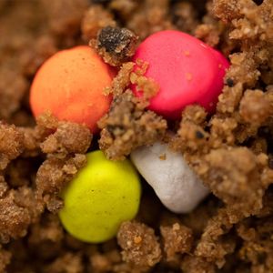 Fjuka NeeonZ Hookbait - Haakbare Fluoro Soft Pellets in een handige hersluitbare buis. (oranje)