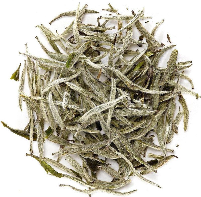 Zilveren Naald Witte Thee - Chinese Zilveren Tip Thee - Bai Hao Yin Zhen Silver Needle - Witte Tips Thee China - Baihao Yinzhen