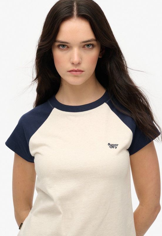 Superdry - Essential Logo Raglan T-shirt - Beige - Korte Mouwen - Dames