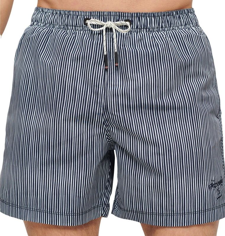 Superdryvoor mannen. M3010231A Bedrukt zwempak van gerecycled zeemateriaal (S), Strandkleding, Gerecycled polyester, Duurzaam, Marineblauw