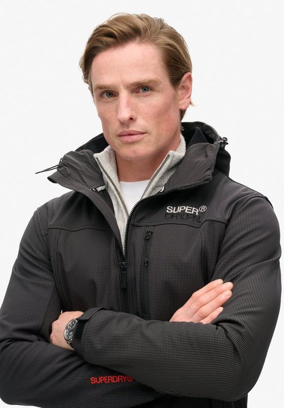 Superdry - Hooded Ripstop Softshell Trekker Jas - Waterafstotend