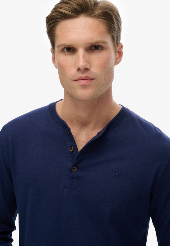 Superdry - Classic Essential Grandad - T-shirt - Casual Fit