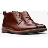 Clarks - Aldwin Chukka - Laarzen - Licht Goudbruin - Premium Leer